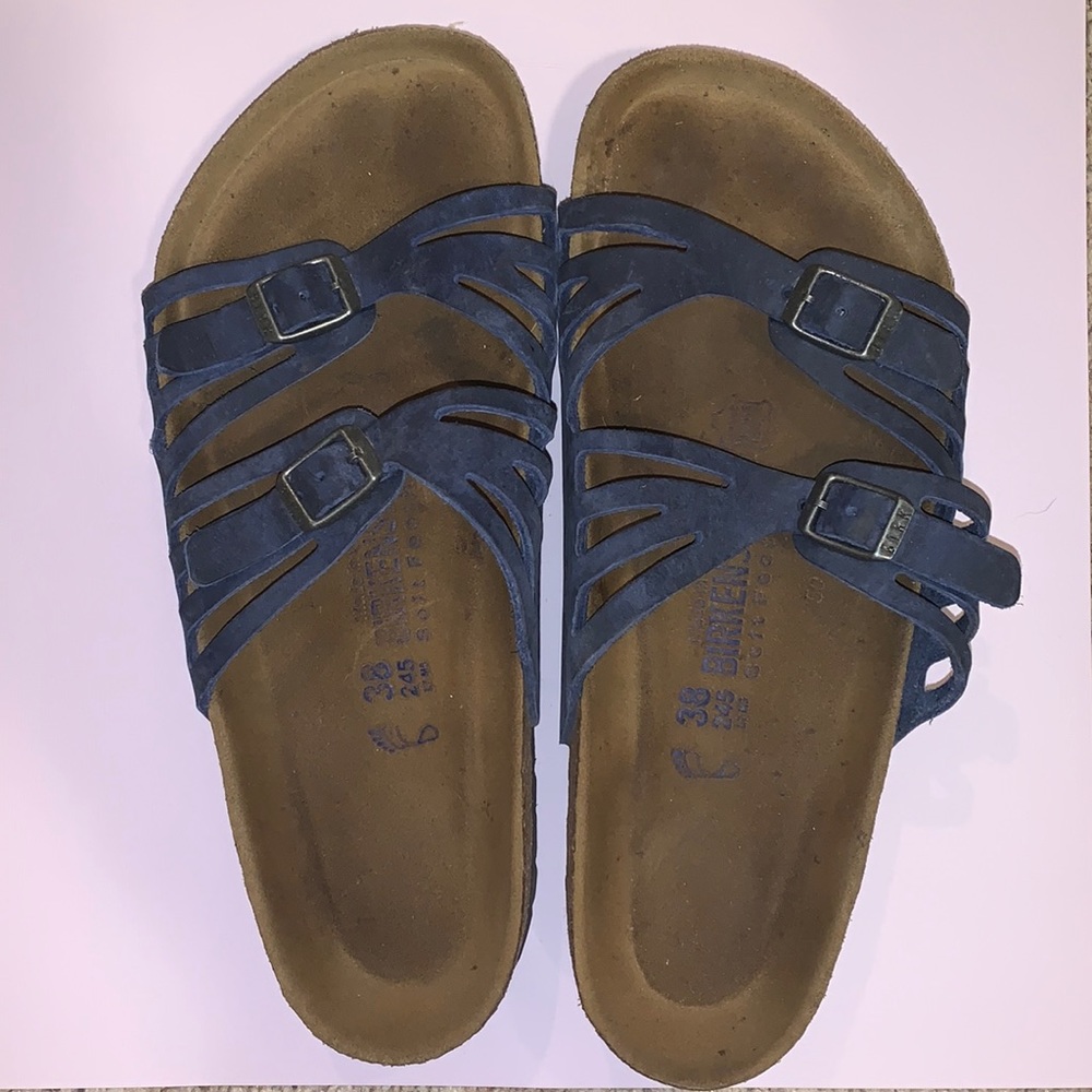 Lightly used real leather cushion Birkenstock sandals